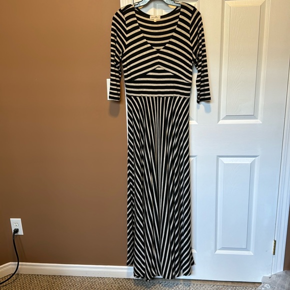 ANTHRO PUELLA SUMMER MAXI DRESS - L - Picture 2 of 7